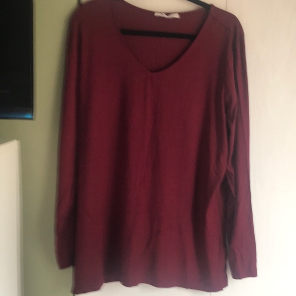 Burgundy   rayon  spandex blouse - Picture 1 of 2